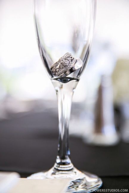 Dream wedding photos are back