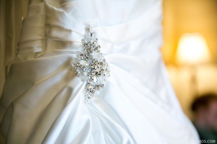 Dream wedding photos are back