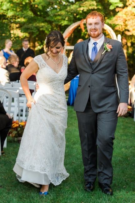 Need help with suit color!!