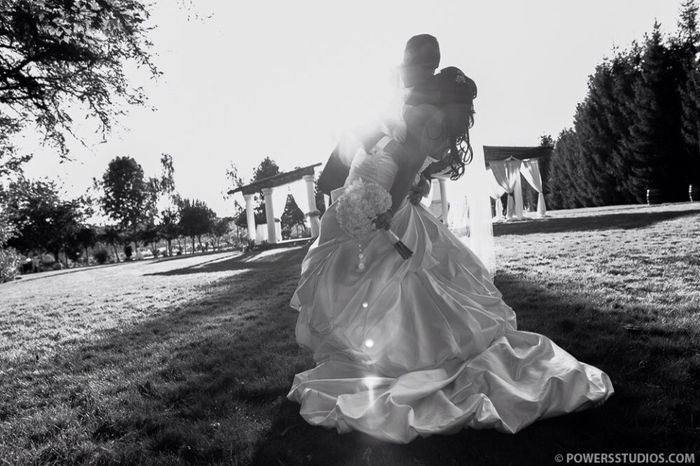 Dream wedding photos are back