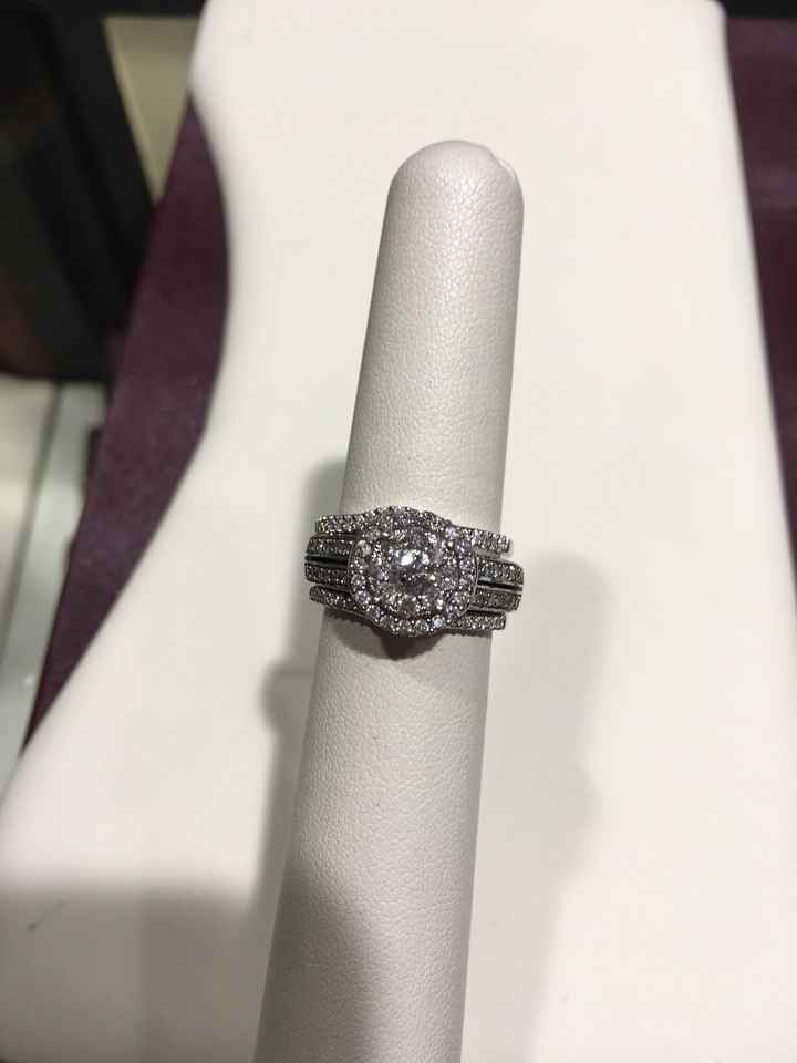 FH hates jewelry buuuut...