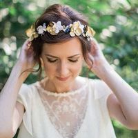 The Honeycomb flower crown