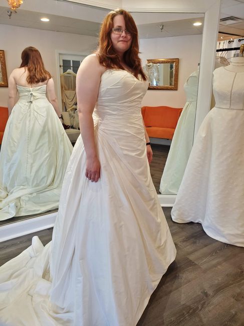So Im plus size !!! wedding dress shopping ! 2