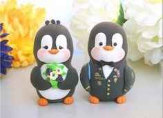 Cake toppers... traditional or not?
