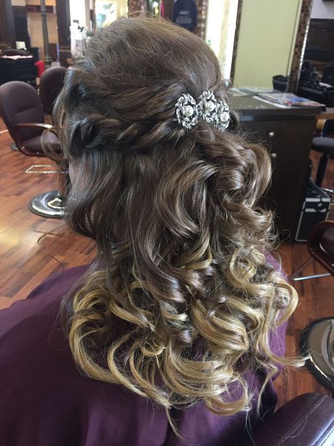 Clip in Hair extensions