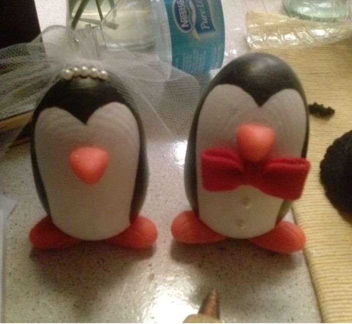 DIY Penguin Cake toppers!