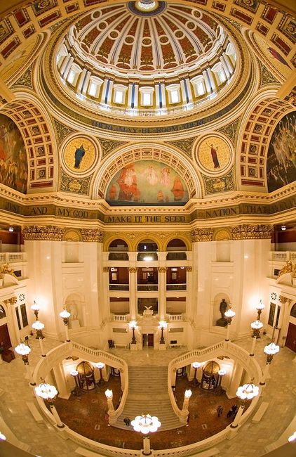 Let's see the wedding venues!