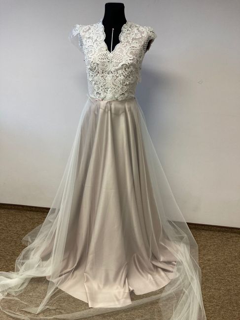 Can't decide on my dress, need help - 1