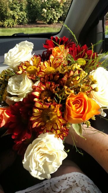 Show & Tell: Your Bridal Bouquet! - 1