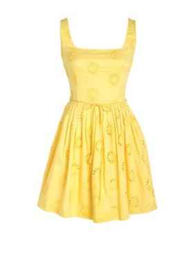 Ladies with Style....I need your help :(