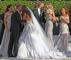 Having my wedding dress made....... *PICS*