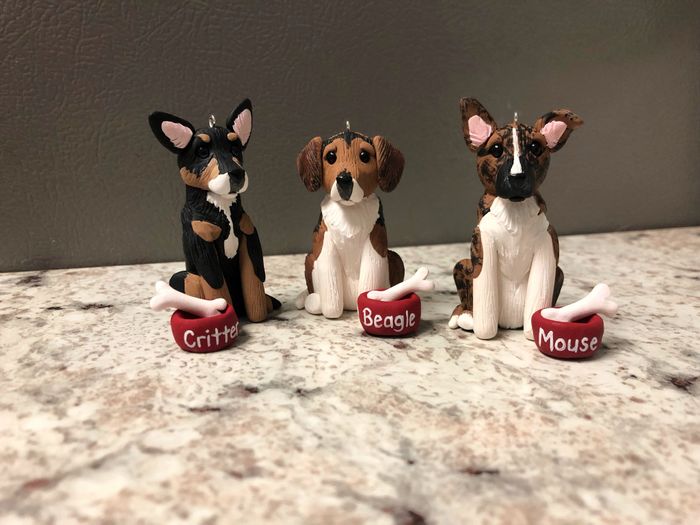 Custom dog cake toppers? 4