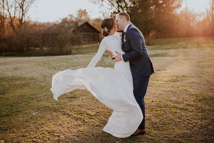 Show me your plain/simple wedding gowns with accessories! - 1