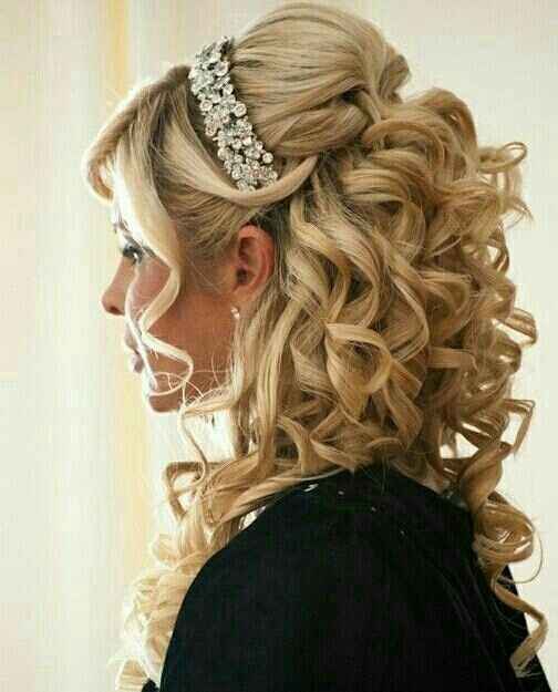 Curly hair brides