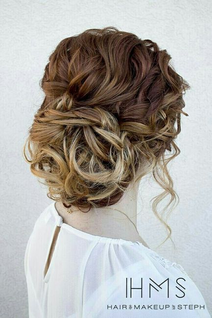 Curly hair brides