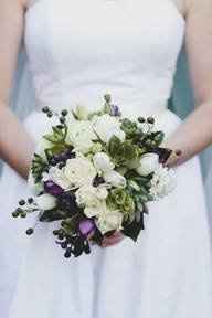 3 florists, 3 sets of flowers, help :(