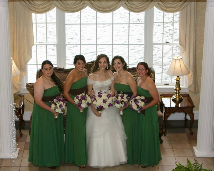 I can't believe it... it's time for my back and married post!! *UPDATE* Pro pics are in already!!