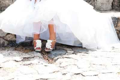 Show me your shoes, please