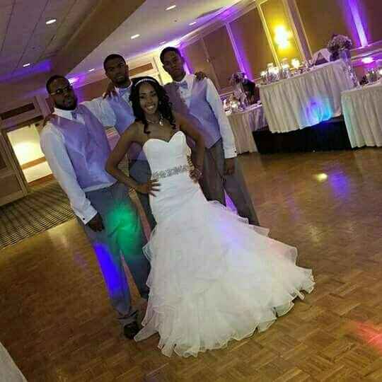 I wanna see your wedding dress!