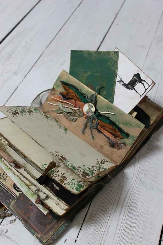 Unique Guest Book!  I'm in LOOOOVE with this!  What are you doing?