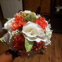 Doing my own bouquets!!! - 2