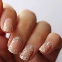 What’s your wedding nail design?
