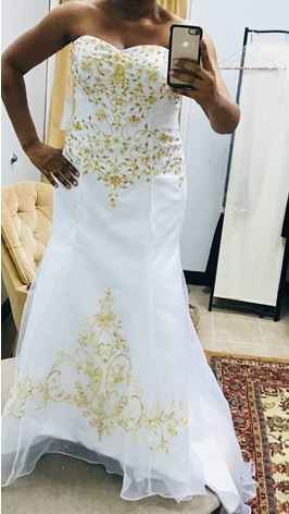 Show me your dress!