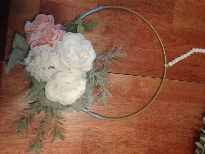 diy bm & moh boquets/floral hoops 3