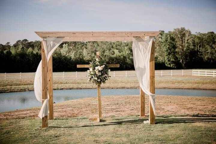 Outside ceremony...should you use an aisle runner? - 2