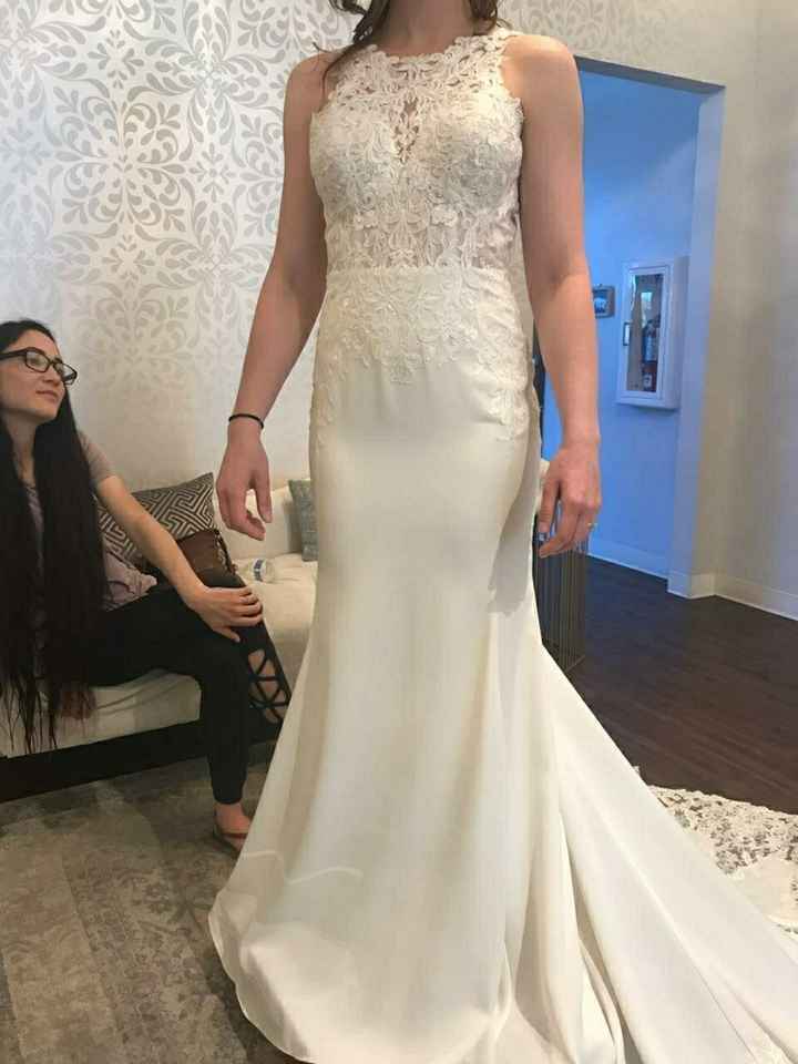  Between two dresses - 3