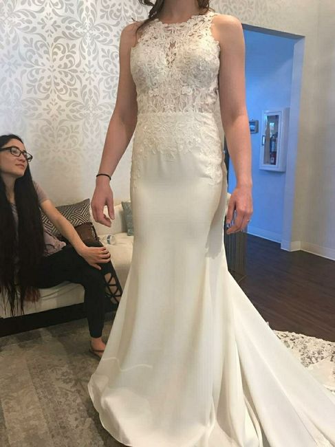  Between two dresses - 3
