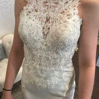  Between two dresses - 4