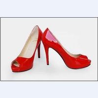 Show me your shoes, please