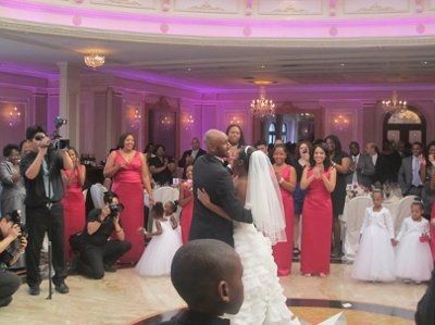 I have wedding PICTURES