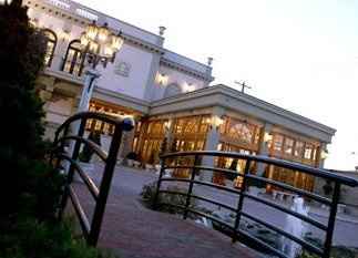 One of my favorite types of threads: Let's See Your Venue :-)