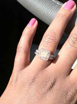 My day turned into a bummer... show me your rings/dresses to cheer me up please!