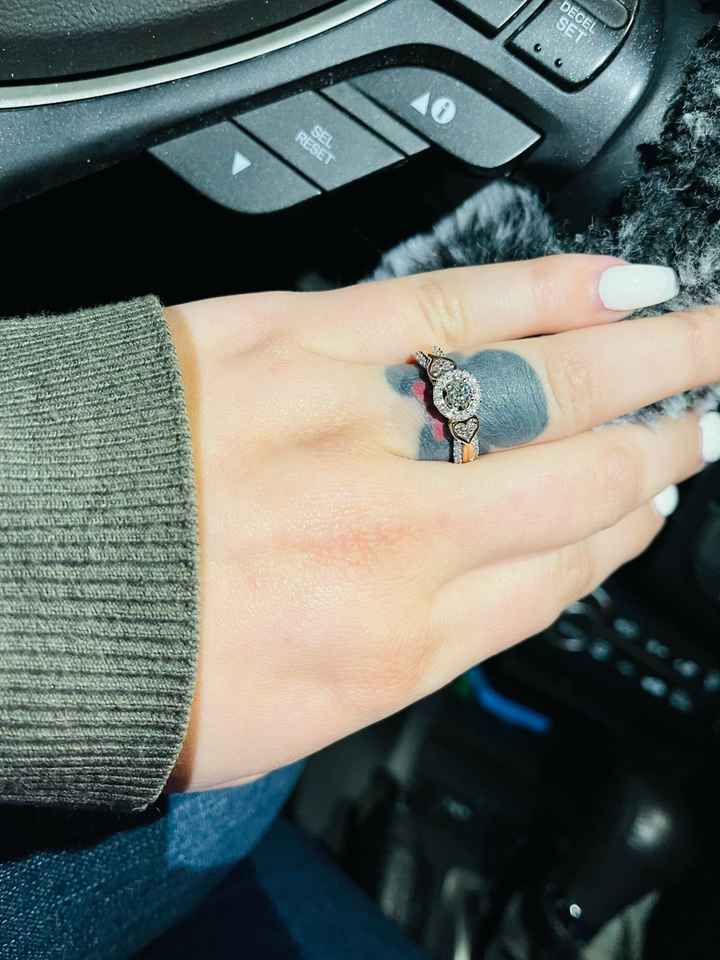 Brides of 2022! Show us your ring! - 1