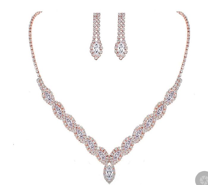 Let me see your Jewelry! If your good with accessorizing please help! Inspiration needed! - 14