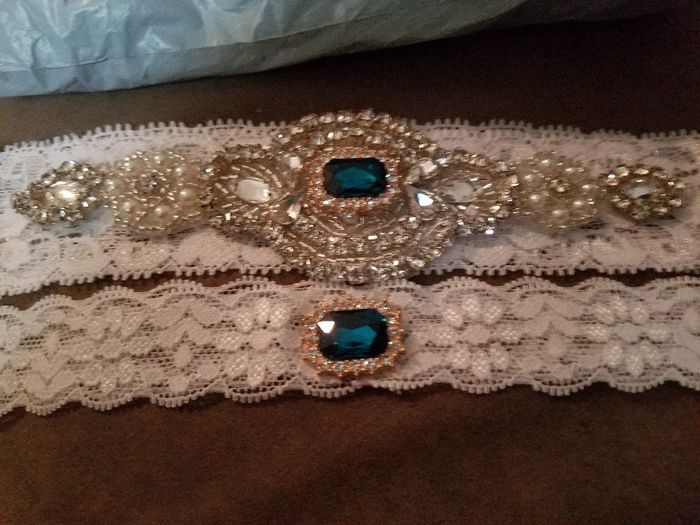 Show Me Your Gown + Accessories! 7