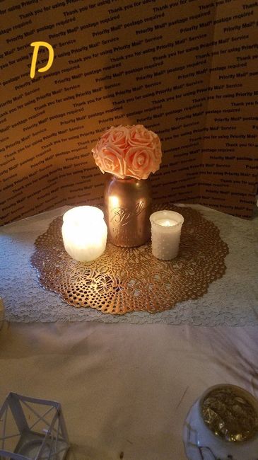 Help please! Which are your favorite centerpieces? 4