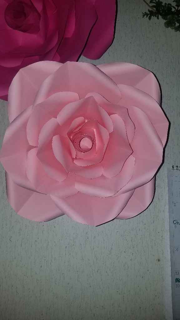 Giant paper flowers! Diy- super easy! Make your own template! - 1