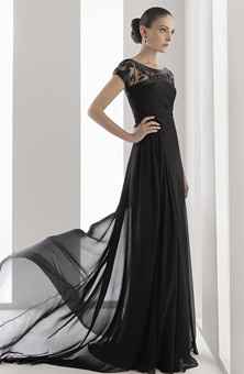 I need some help with Bridesmaids dresses (with Pics)