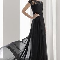 I need some help with Bridesmaids dresses (with Pics)