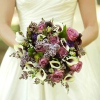 show off your bridal bouquets