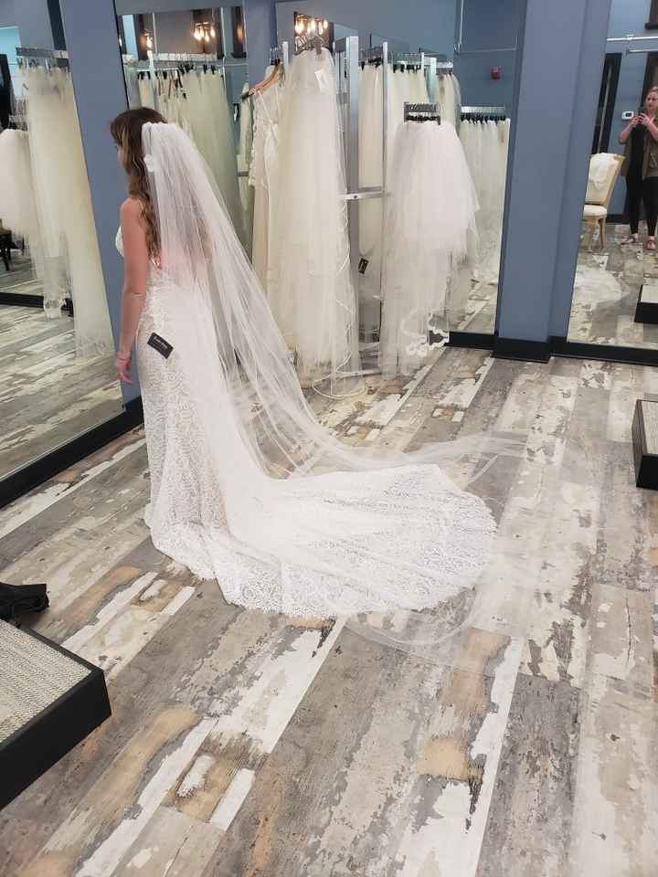 Veil or Flowers In Hair - 3