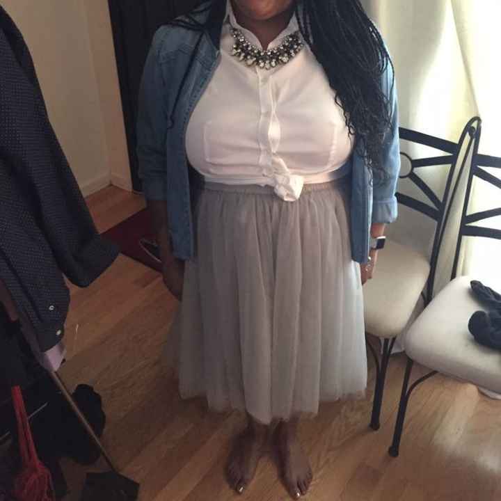 Engagement photo shoot outfit opinons