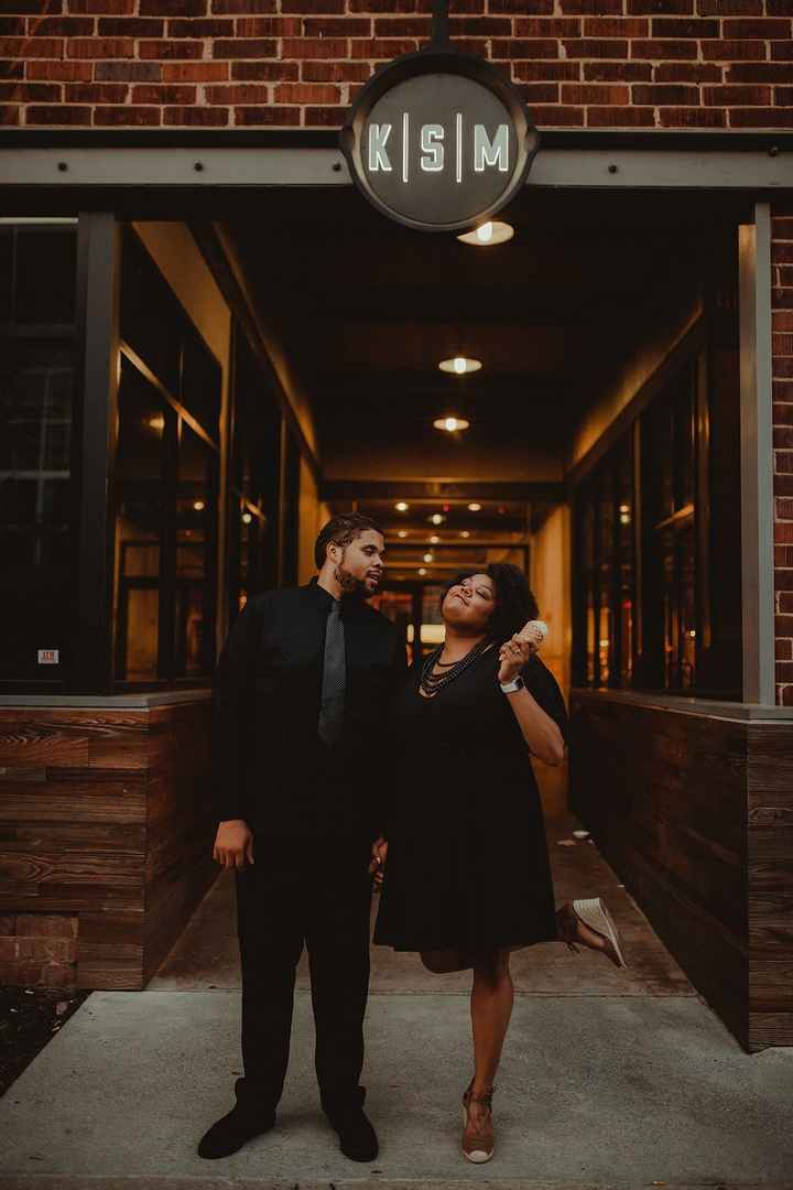 i LOVE my engagement photos!!!!! Share yours with me.
