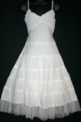 Can anyone help me find a dress like this?
