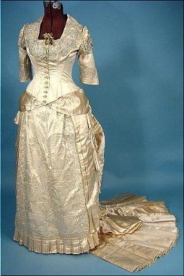 A History of the White Wedding Dress