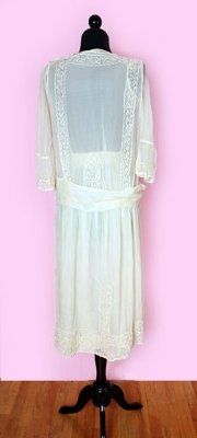 A History of the White Wedding Dress